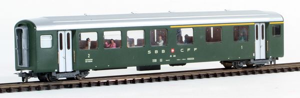 Consignment BE3277416 - Bemo Swiss 1st & 2nd Class Coach with Seated Figures of the SBB