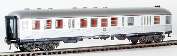 Consignment FL5120 - German Suburban 2nd Class Coach of the DB