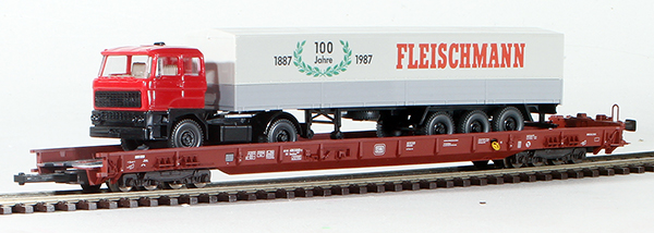 Consignment FL5274 - Fleischmann Flat Bed with Semi Truck Cargo