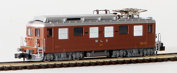 Consignment HTH10500 - HobbyTrain Swiss Electric Locomotive Ae 4/4 of the BLS