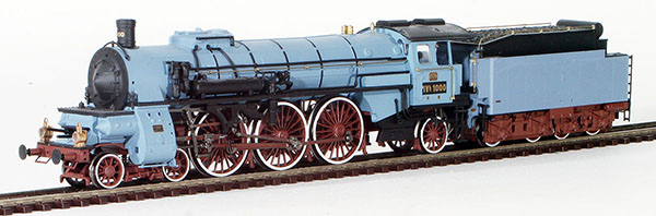 Consignment LI104020 - Liliput German Steam Locomotive BR 18 and Tender of the Baden State Railway