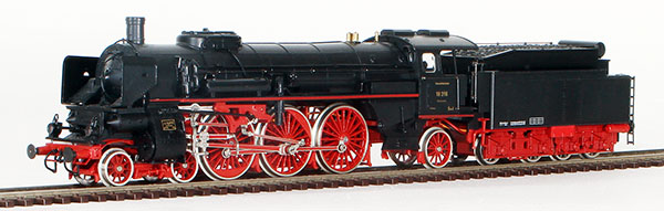 Consignment LI4002 - Liliput German Steam Locomotive BR 18 and Tender of the DRG