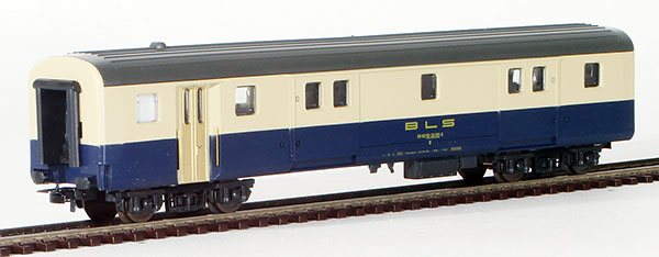 Consignment Lima309325K - Lima Swiss Baggage Car