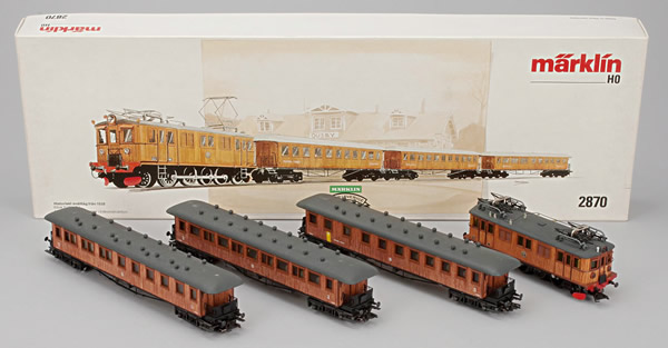 Consignment MA2870 - Marklin 2870 Swedish 4pc Electric Locomotive Set with Passenger Coaches D101 3170.6 of the SJ