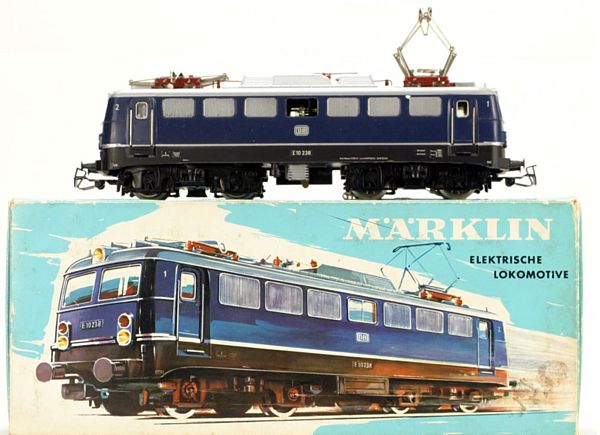 Consignment MA3039 - Marklin 3039 Electric Locomotive BR E10 DB
