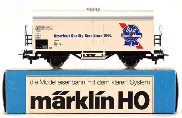 Consignment MA4569 - Marklin 4569 Pabst Blue Ribbon Beer Car