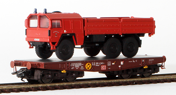 Consignment MA48725 - Marklin German Heavy Flat Car with Firebrigade Vehicle Load of the DB/AG