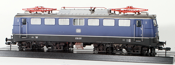 Consignment MA55015 - Marklin 55015 - German Electric Locomotive Class E 10.1 of the DB, weathered (Sound Decoder)