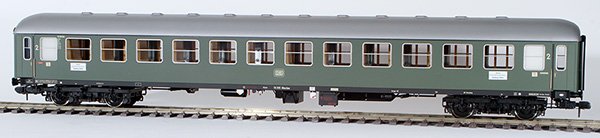 Consignment MA58023 - Marklin 58023 - DB type Büm-61 Express Train Passenger Car
