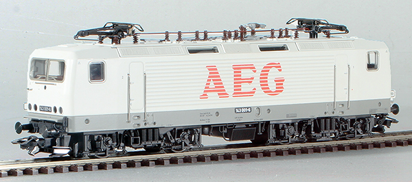 Consignment MA8341 - Marklin German Electric Locomotive Class 143 of the DB