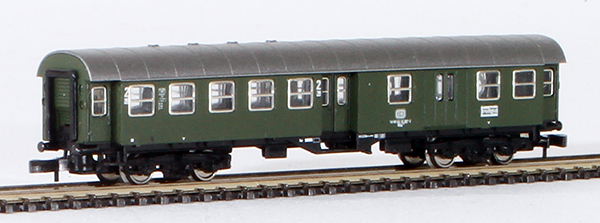 Consignment MA8755 - Marklin German 2nd Class Coach with Baggage Compartment of the DB