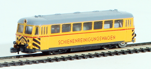 Consignment MA8802 - Track Cleaning Car