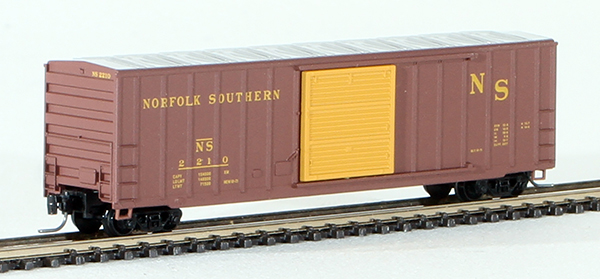 Consignment MT51000140 - Micro-Trains American 50 Rib Side Box Car, Single Door, w/o Roofwalk of the Norfolk Southern