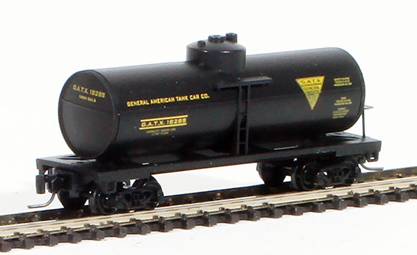 Consignment MT53000041 - Micro-Trains American 39 Single Dome Tank Car of the General American Tank Car Company