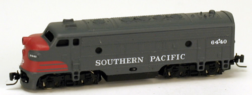 Consignment MT98001170 - MicroTrain MT98001170 - Southern Pacific F7 Powered A Unit Locomotive