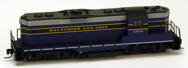 Consignment MT98201111 - Micro Trains 98201111 USA Diesel Locomotive GP9 of the B&O – 6604