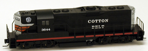Consignment MT98201130 - Micro Trains 98201130 USA Diesel Locomotive GP9 of the Cotton Belt – 3644
