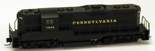 Consignment MT98201182 - Micro Trains 98201182 USA Diesel Locomotive GP9 of the PRR – 7008