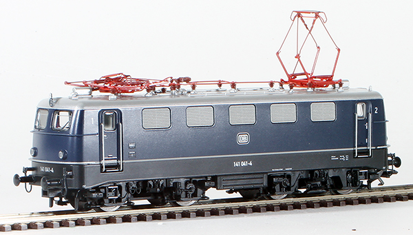 Consignment PI51514 - Piko German Electric Locomotive Class 141 of the DB