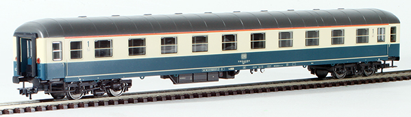 Consignment PI59626 - Piko German Express 1st Class Coach of the DB