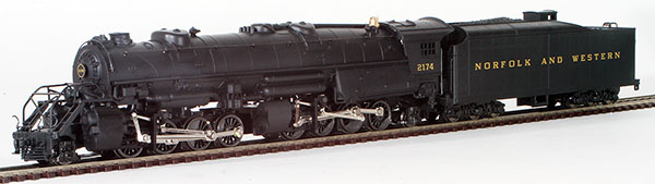 Consignment RI1593 - Rivarossi American 2-8-8-2 Mallet Y6b Steam Locomotive and Tender #2174 of Norfolk and Western