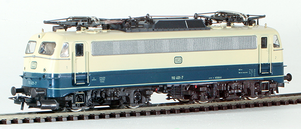 Consignment RO4137B - German Electric Locomotive Class 110 of the DB