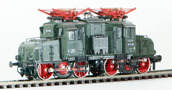 Consignment RO4196A - Roco German Electric Locomotive Class E71 of the DR