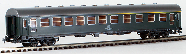 Consignment RO4295 - Roco German Suburban Passenger 1st Class Coach of the DB