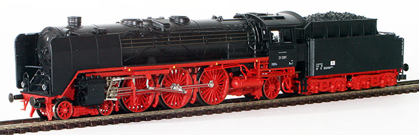 Consignment RO43317 - Roco German Steam Locomotive BR01 of the DR