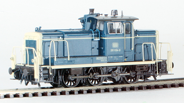 Consignment RO43621 - German Diesel Locomotive Class 261 of the DB