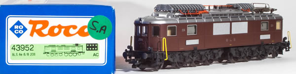 Consignment RO43952 - Roco 43952 Swiss Electric Locomotive Ae 6/8 of the BLS (Digital)