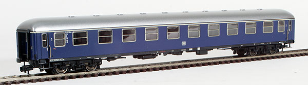Consignment RO44741 - Roco German 1st Class Passenger Car of the DB