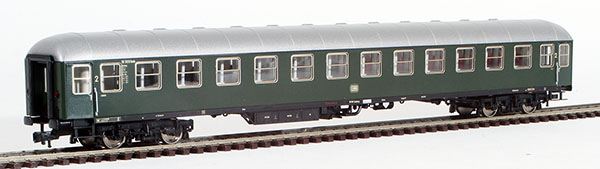 Consignment RO45868 - Roco German 2nd Class Digital Passenger Car of the DB (with Sound)