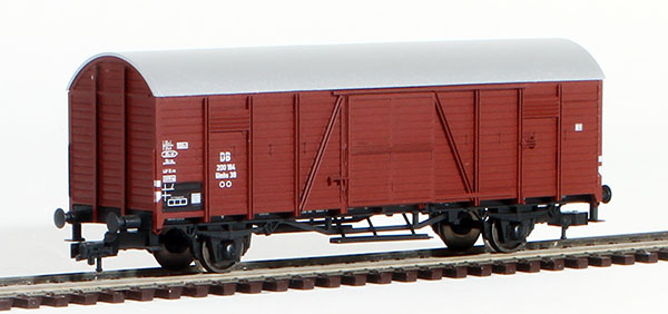 Consignment RO46105 - Roco German Freight Car with Barrel Roof of the DB