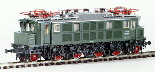 Consignment RO63625 - Roco German Electric Locomotive Class 117 of the DB
