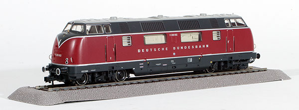Consignment RO63931 - Roco German Diesel Locomotive Class V200 of the DB