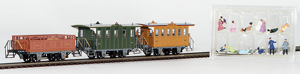 Consignment TR21219 - Trix Swiss 3-Piece Passenger Car Set with Preiser Figures of the SBB
