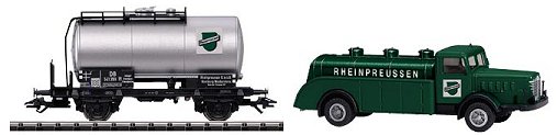 Consignment TR23995 - Trix Tank Car and Vehicle Set of the DB