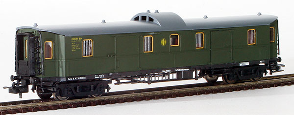 Consignment TR3772 - Trix German Baggage Car of the DR