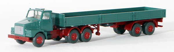 Consignment WI519 - Wiking Green Volvo N10 with Long Platform Trailer
