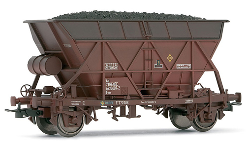 Electrotren E0920 - Tank wagon, 2 axles weathered with coal load, RENFE