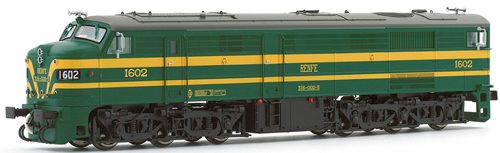 Electrotren E2411 - Diesel Locomotive 316.002 green DC