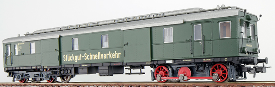 ESU 31040 - German Diesel Railcar VT 69 900 of the DRG (DCC Sound Decoder)