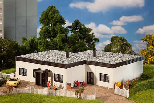 Faller 130199 - Flat roof bungalow