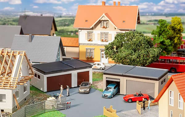 Faller 180315 - 2 Double garages with driving parts