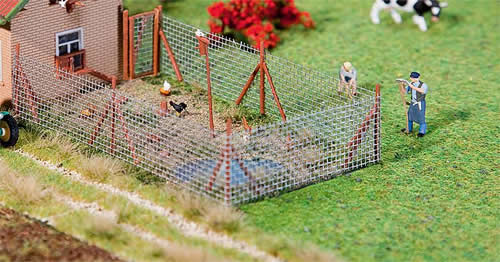 Faller 180414 - Wire mesh fence with wood poles, 340 mm