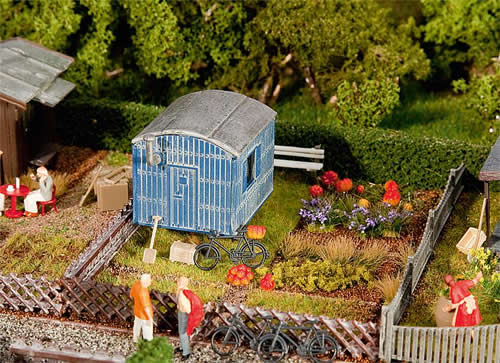 Faller 180490 - Allotments with contractors trailer