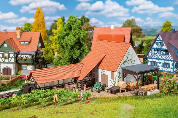 Faller 191779 - Agricultural building with accessories