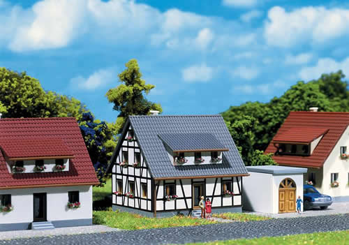 Faller 282760 - Half-timbered house