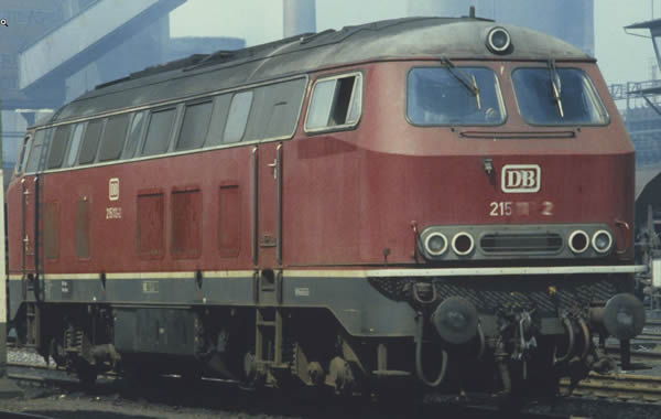 Fleischmann 424003 - German Diesel Locomotive class 215 of the DB